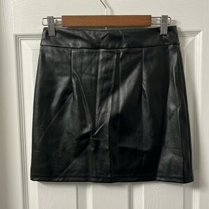 Black PU Faux Leather mini pencil skirt Women's Size Small Dollskill